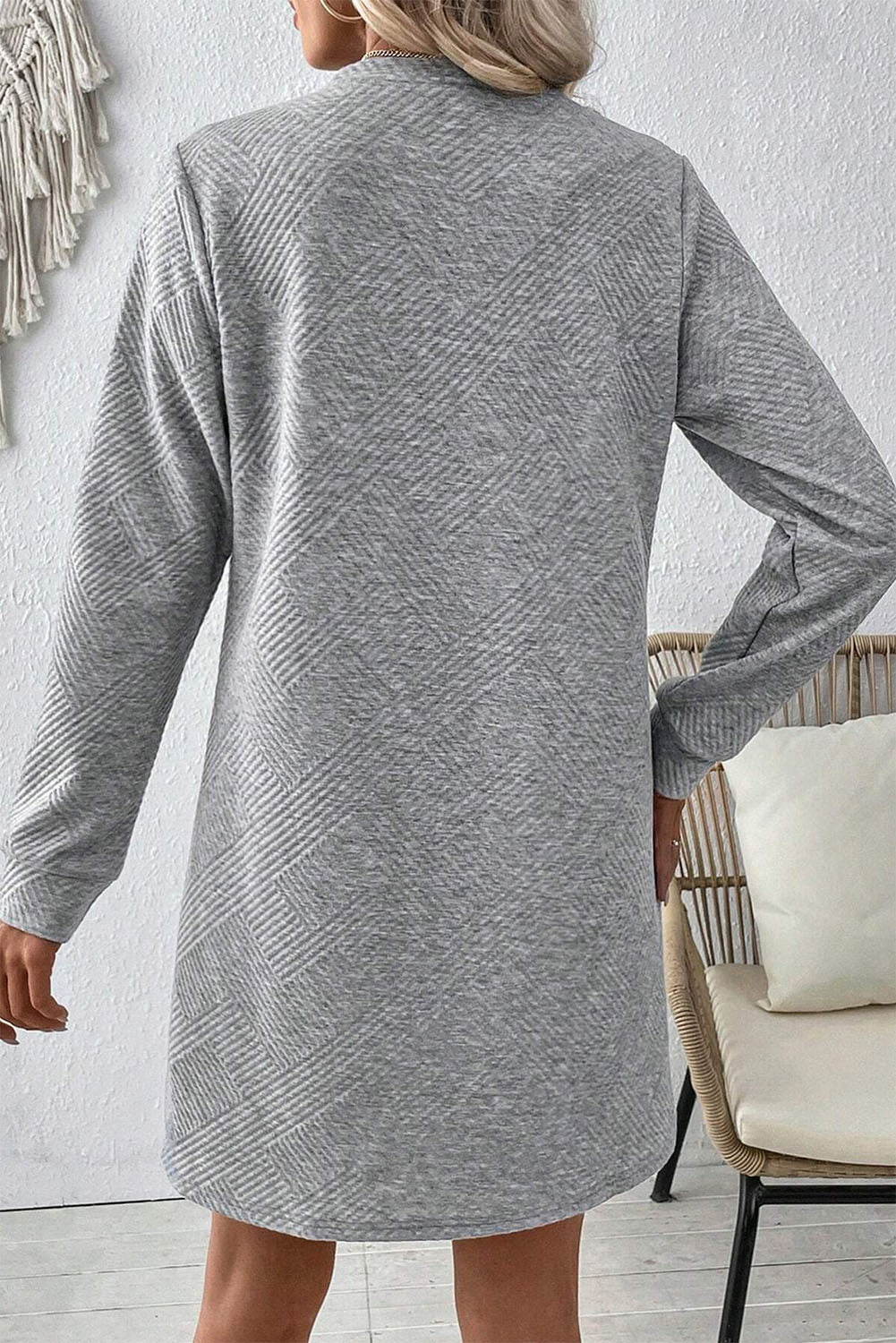 Gray Solid Color Textured Long Sleeve Shift Short Dress