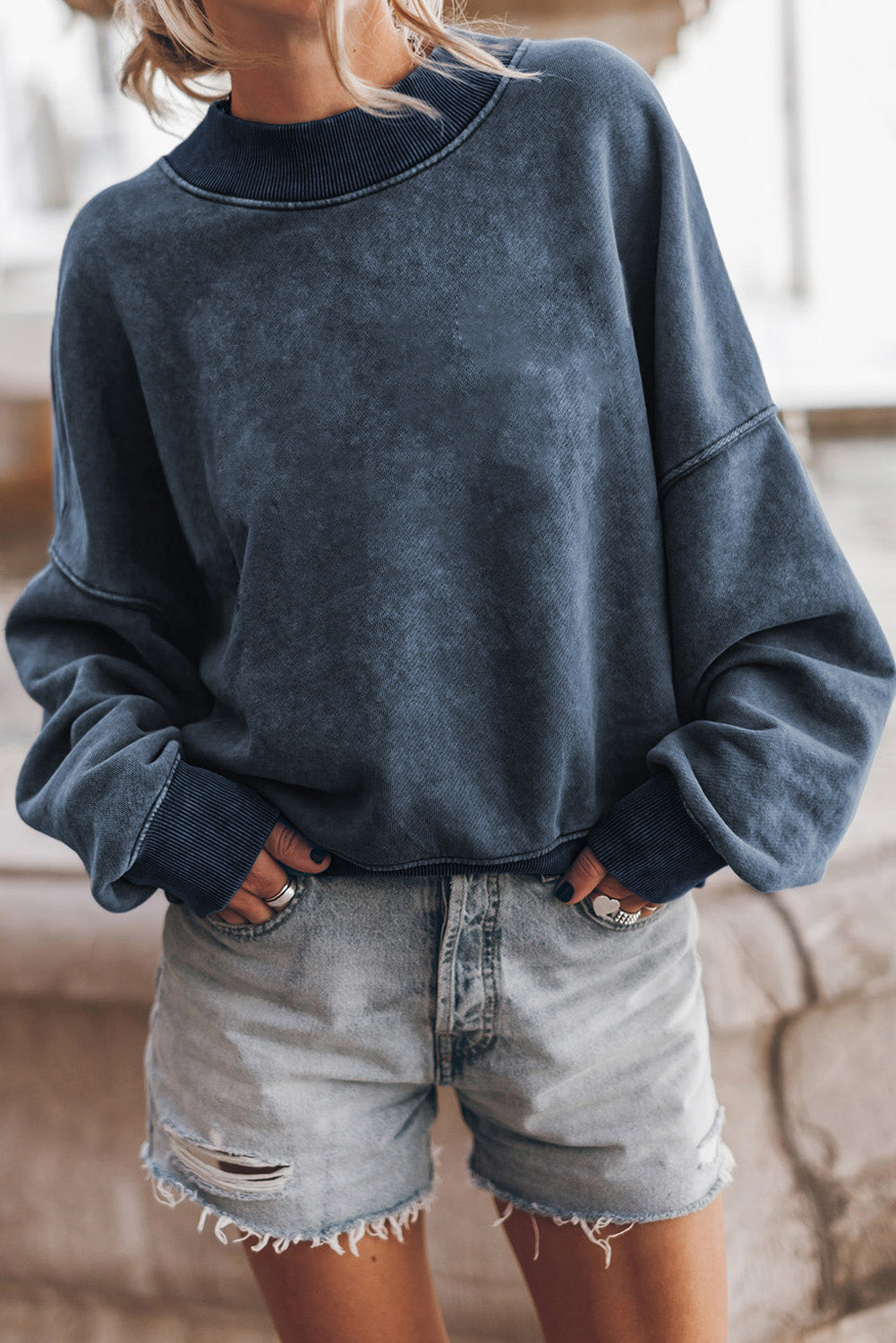 Plain Drop Shoulder Crew Neck Pullover Sweatshirt